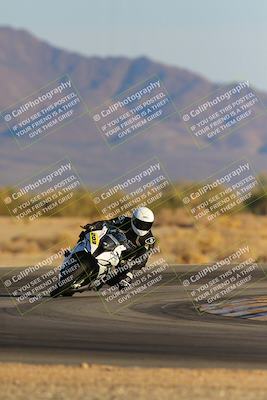 media/Dec-16-2023-CVMA (Sat) [[bb38a358a2]]/Race 11 Amateur Supersport Open/